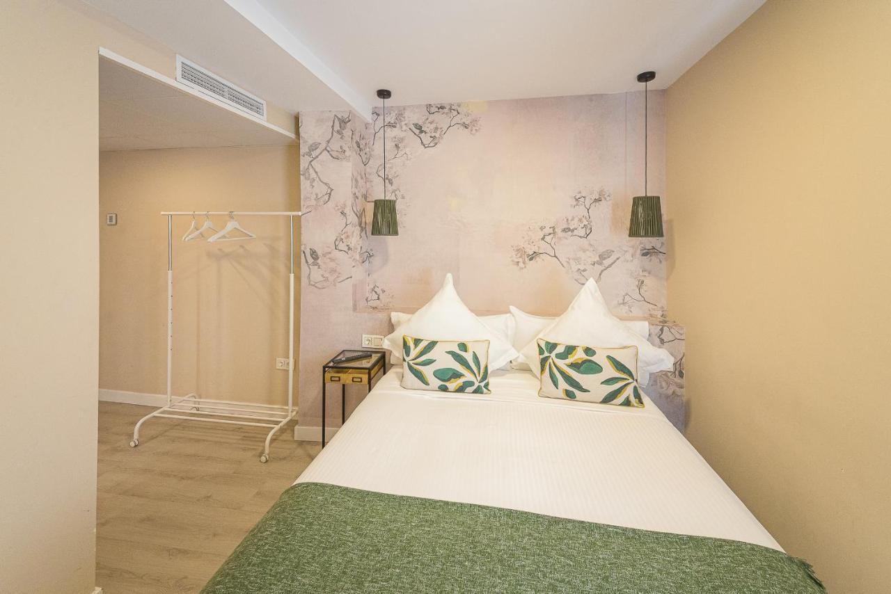 Hostal Plaza Boutique (Adults Only) Zaragoza Ngoại thất bức ảnh