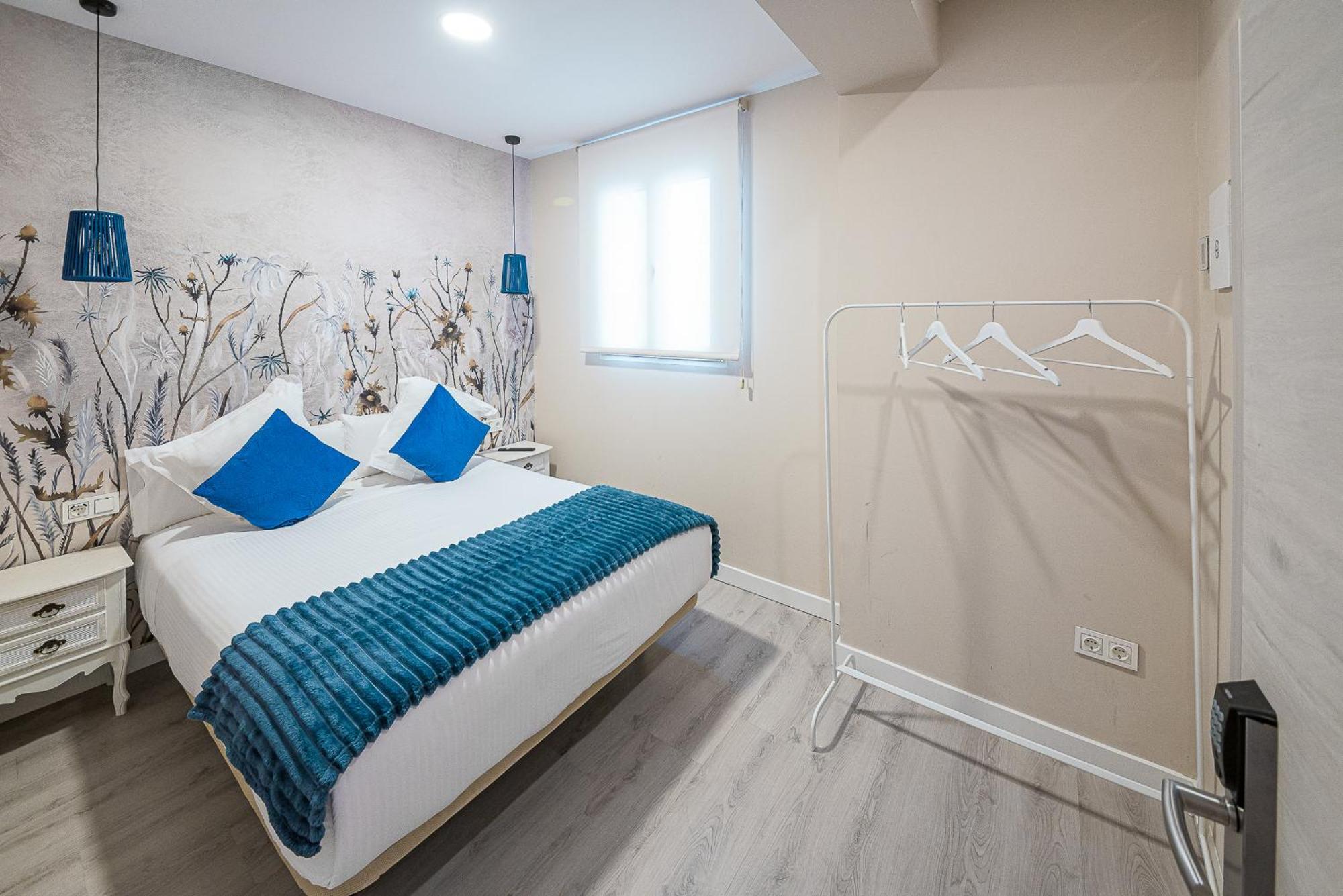 Hostal Plaza Boutique (Adults Only) Zaragoza Ngoại thất bức ảnh
