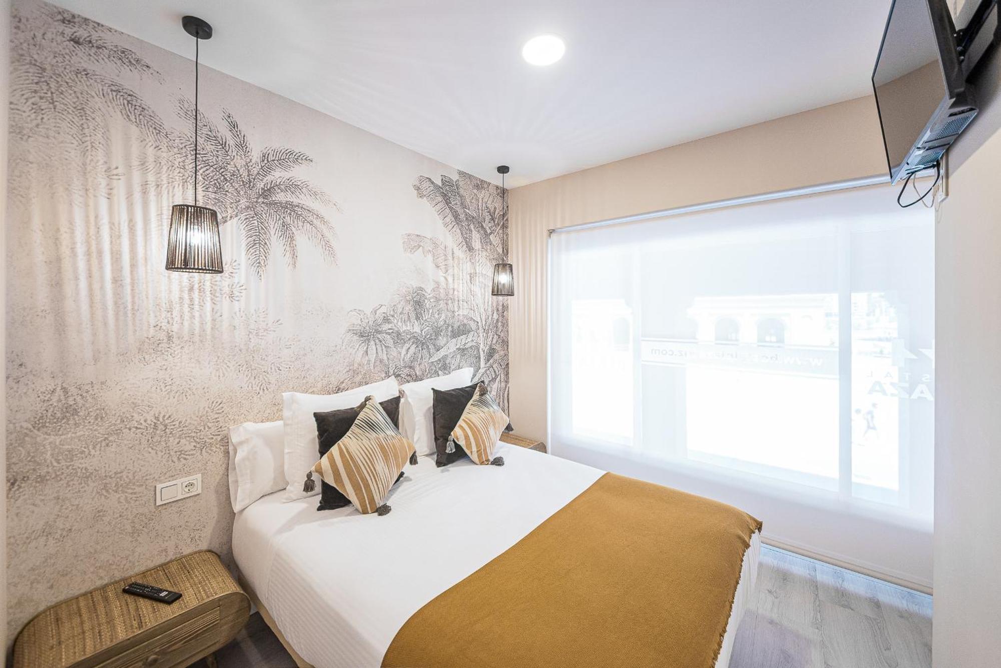 Hostal Plaza Boutique (Adults Only) Zaragoza Ngoại thất bức ảnh
