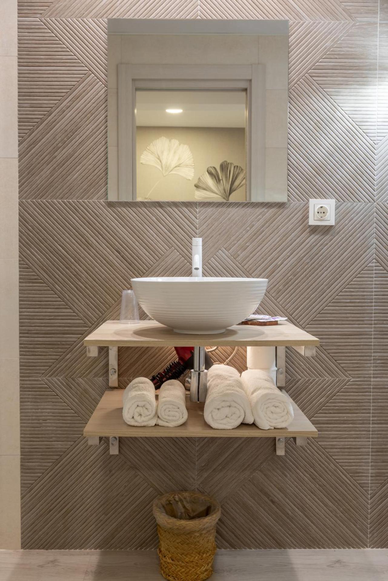 Hostal Plaza Boutique (Adults Only) Zaragoza Ngoại thất bức ảnh